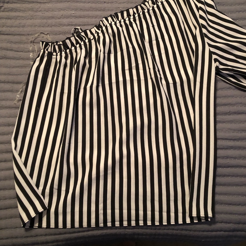 One shoulder top nwot sz XL
